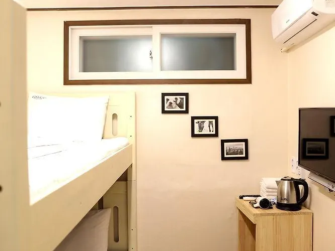Gasthof Kingkong Myeongdong 2*